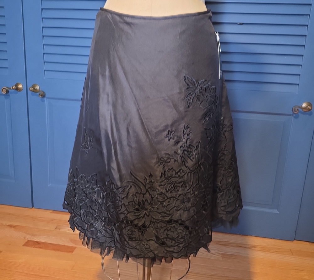 Adrianna Papell Black A-Line Skirt with Floral Appliqué